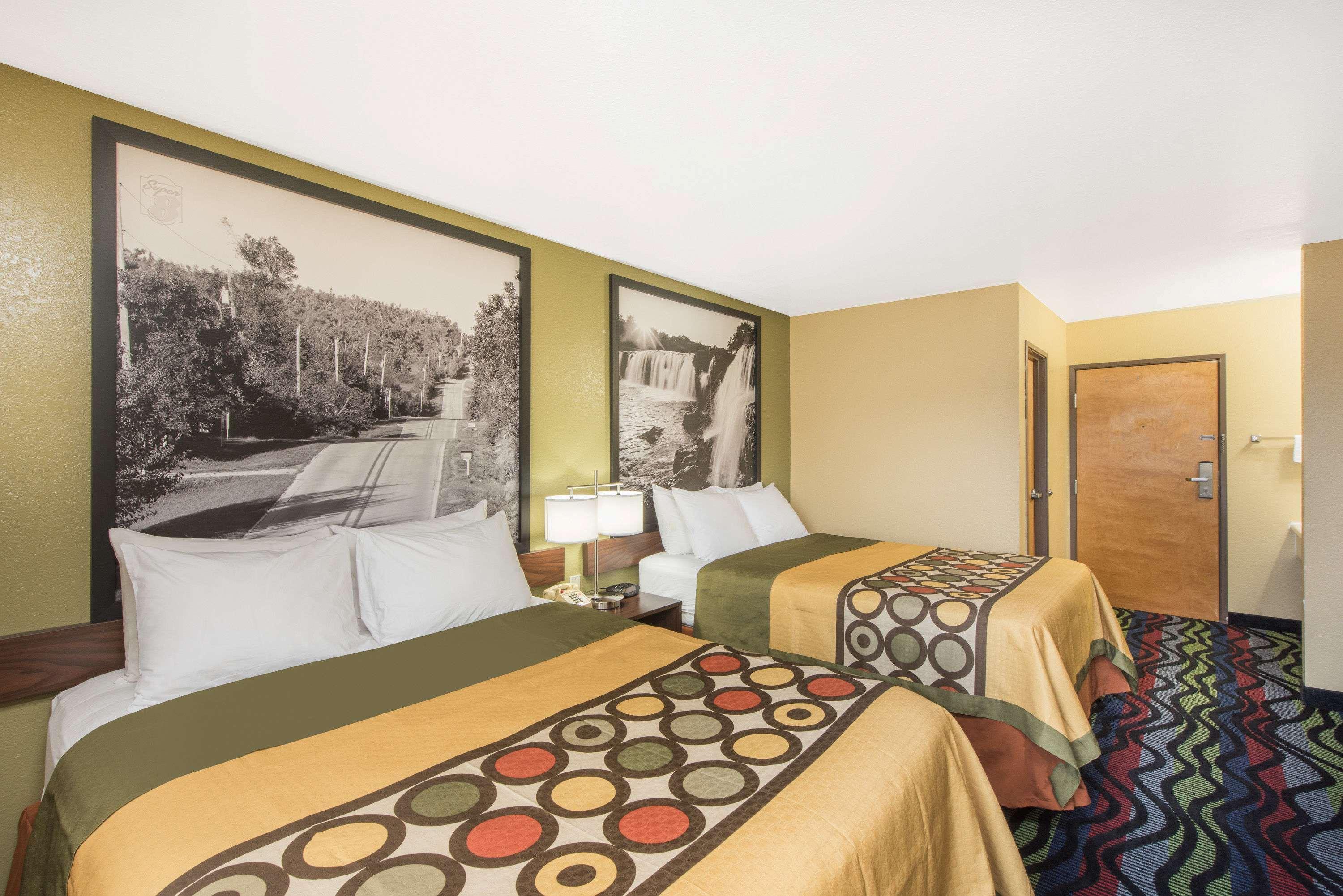 Hotel Super 8 By Wyndham Farmington Esterno foto